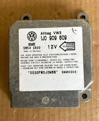Volkswagen Golf IV Airbag control unit/module 1J0909609 39980303 5WK42800