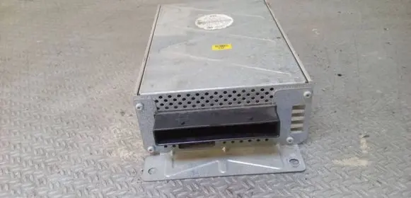 Audi A6 S6 C6 4F Sound amplifier 4F0910223B