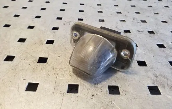Volkswagen Transporter - Caravelle T4 Number plate light