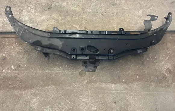 Renault Espace IV Top upper radiator support slam panel 
