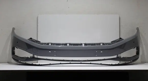 Volkswagen PASSAT B8 Front bumper 3G0807221E