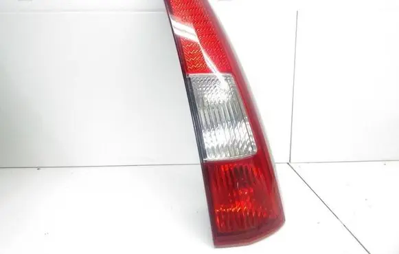 Volvo V70 Rear/tail lights 9154494ECE 9154494USA