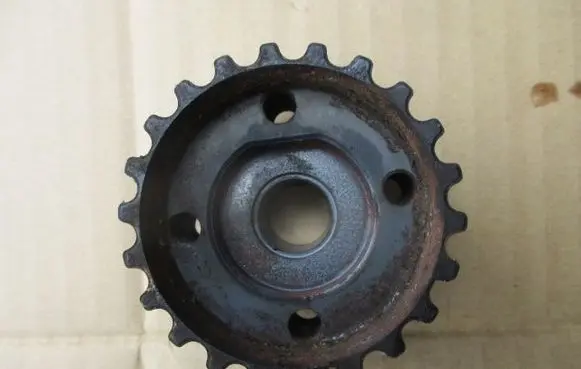 Volkswagen Passat Alltrack Crankshaft pulley 045105263A