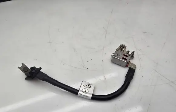 Mercedes-Benz Sprinter W906 Positive cable (battery) A9064401066