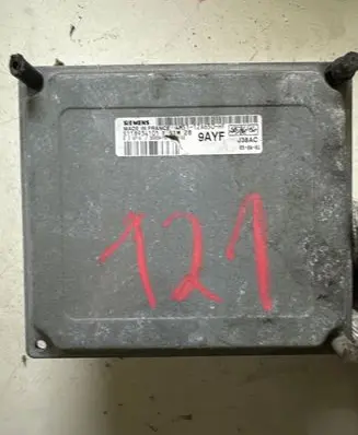 Ford Focus Engine control unit/module 4M5112A650HF