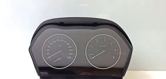 BMW X1 F48 F49 Speedometer (instrument cluster) 6804957 62106804957