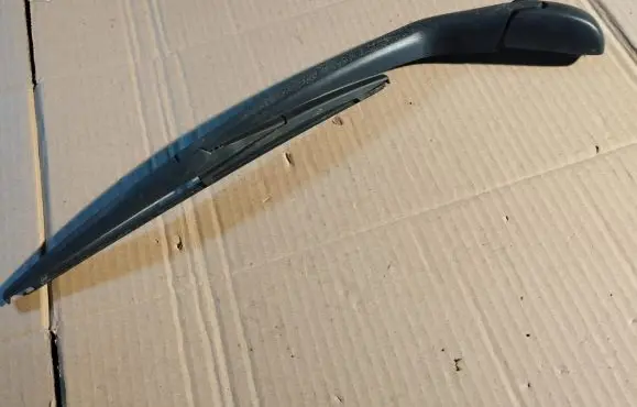 Dodge Journey Rear wiper blade arm