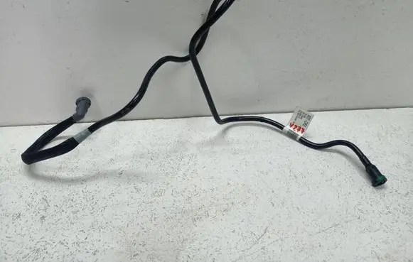 Peugeot 2008 II Fuel line pipe 9824055180