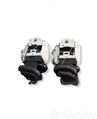 Smart ForTwo III C453 Front seatbelt 