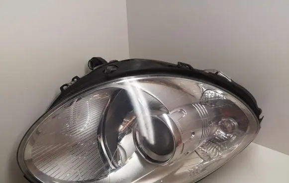 Mercedes-Benz R W251 Headlight/headlamp 26344802