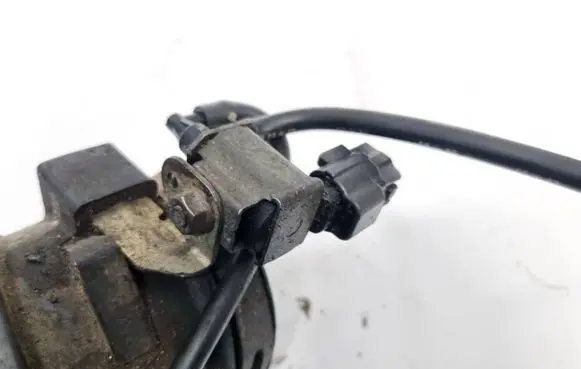 Mazda 626 Turbo solenoid valve K5T48075