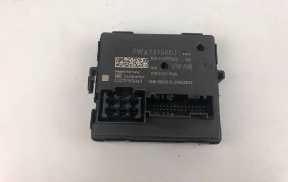 Audi A3 8Y Gateway control module 5WA907530J
