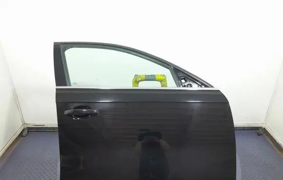 Audi A4 S4 B8 8K Front door