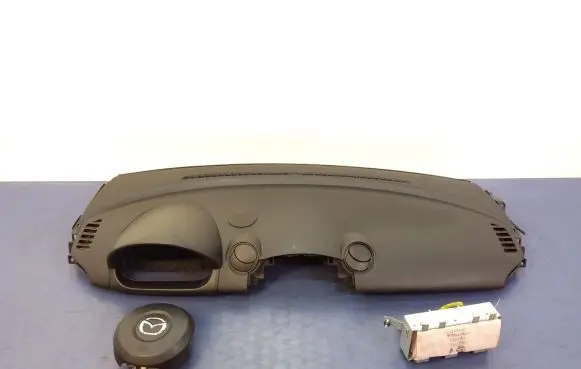 Mazda 2 Dashboard