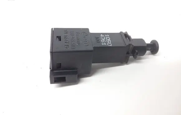 Skoda Octavia Mk1 (1U) Brake pedal sensor switch 1J0945511A 10504761