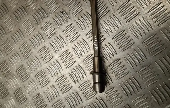 Audi Q7 4M Balance shaft 06E109339AA