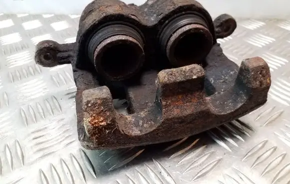 Hyundai Santa Fe Front brake caliper