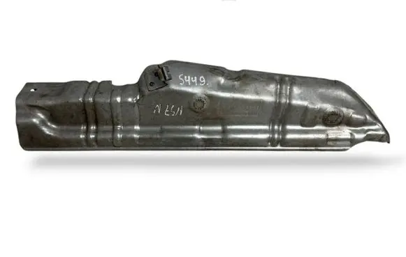 BMW 5 F10 F11 Heat shield in engine bay 8511809