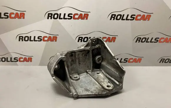 Jeep Grand Cherokee (WJ) Power steering pump mounting bracket 53013545AA