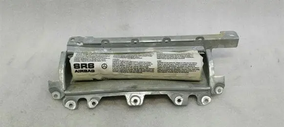 Mercedes-Benz CLS C219 Knee airbag A2198601102