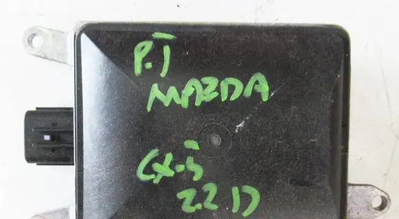 Mazda CX-5 II Blind spot module KR8267Y80A 11215263 NBG010905A