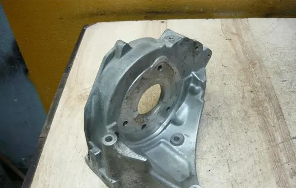Suzuki Grand Vitara I Fuel pump bracket 96389217