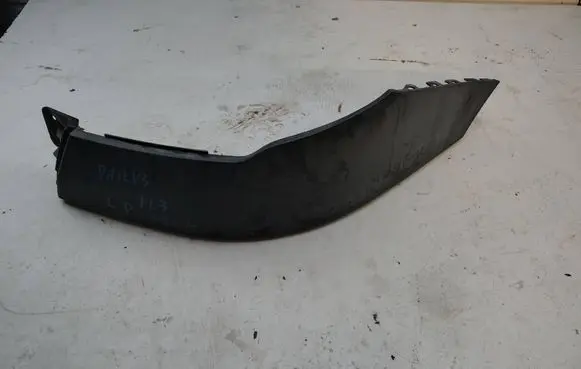 Iveco Daily 5th gen Under headlight/headlamp trim 