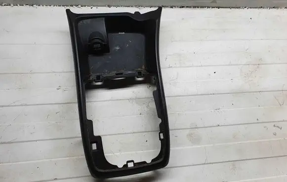 Hyundai Sonata Gear shifter surround trim plastic 846513K010