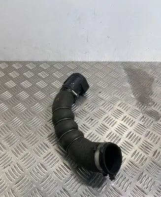 Intercooler hose/pipe