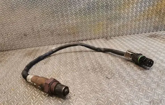 BMW 1 E82 E88 Lambda probe sensor 7569968