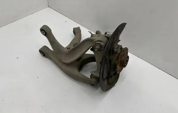 Audi A8 S8 D4 4H Rear wheel hub spindle/knuckle 