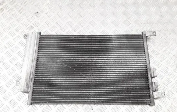 Alfa Romeo GT A/C cooling radiator (condenser)