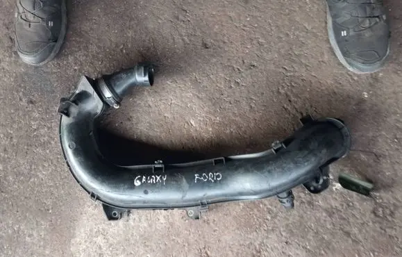Ford Galaxy Intercooler hose/pipe AV619C623B