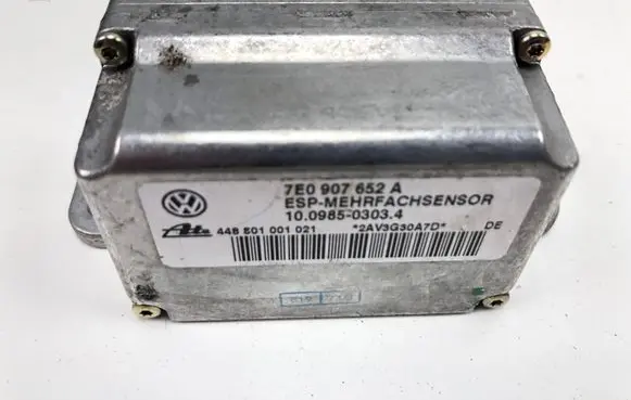 Volkswagen Touareg I ESP acceleration yaw rate sensor 7E0907652A 10098503034 448801001021