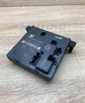 Mercedes-Benz E W211 Door control unit/module 2118201526 356805