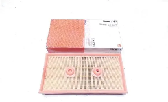 Skoda Octavia Mk2 (1Z) Air filter LX1643