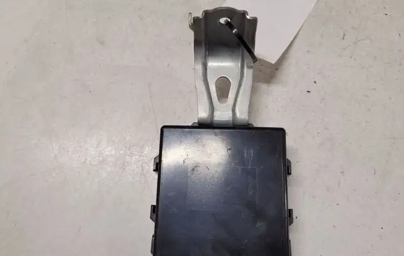 Toyota Avensis T250 Alarm control unit/module 8973005020 2370002810