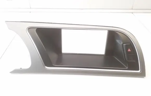 Audi A5 8T 8F Radio/GPS head unit trim 8T1857186H