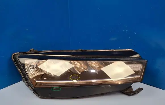 Skoda Octavia Mk3 (5E) Headlight/headlamp 5E4941016 030111823200