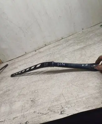 BMW 5 E60 E61 Front wiper blade arm 7198597 1810