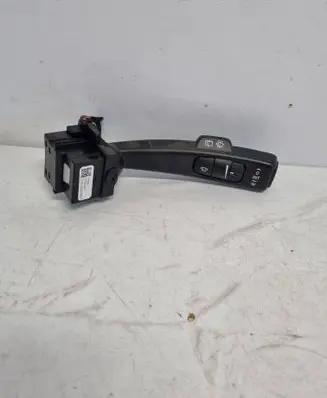 Volvo V70 Wiper control stalk 31264169