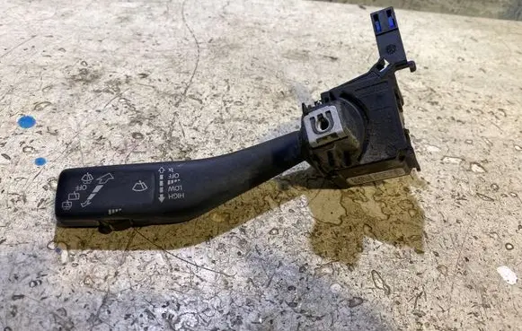 Volkswagen Golf VI Wiper control stalk ANP80H023C 98F0504B