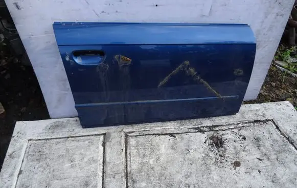 Audi A4 S4 B7 8E 8H Front door