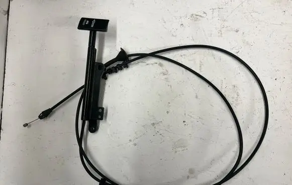Ford Mustang V Engine bonnet (hood) release handle D923A