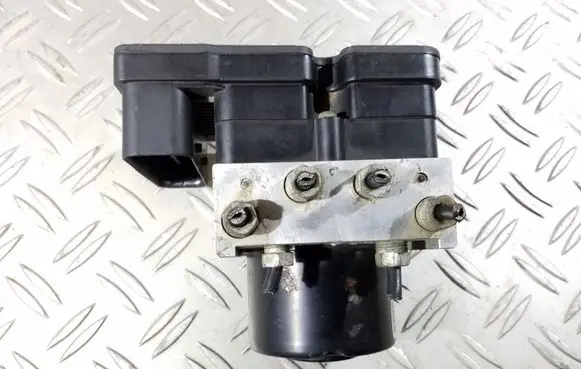 Ford Focus ABS Pump 10097001243 3M512M110JA 10020700714