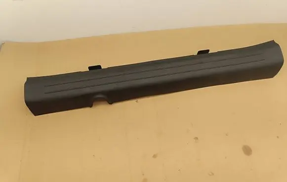 KIA EV6 Front sill trim cover 85870CV000