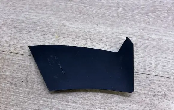 Porsche Cayenne (92A) Rear/tail light trim molding 7P5945427C