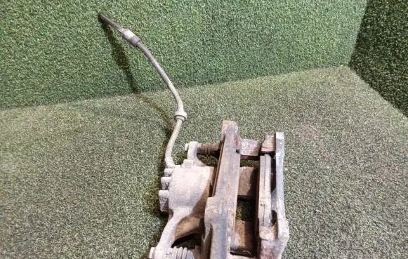 Fiat Talento Front brake caliper