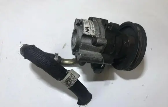 Rover 75 Power steering pump qvb000280 he120509522