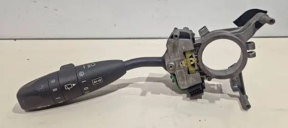 Mercedes-Benz A W169 Indicator stalk 281924z4101
